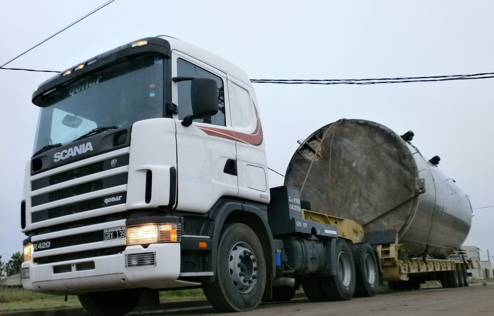 Transporte de bultos de diverso porte, logística y almacenaje